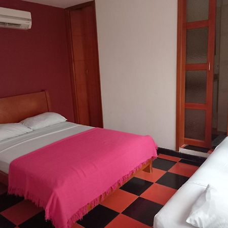 Hotel Bahia Plaza Санта-Марта Экстерьер фото
